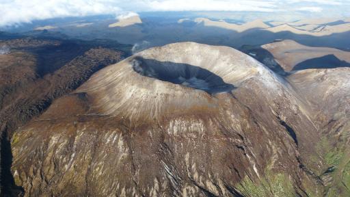 Volcán Puracé se mantiene en alerta naranja