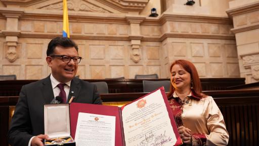 RTVC condecorado por el Congreso: Orden de la Democracia Simón Bolívar 