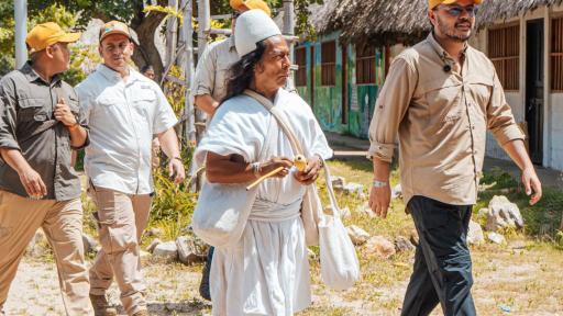 Entrega de tierras a arhuacos los conecta con el mar y Línea Negra