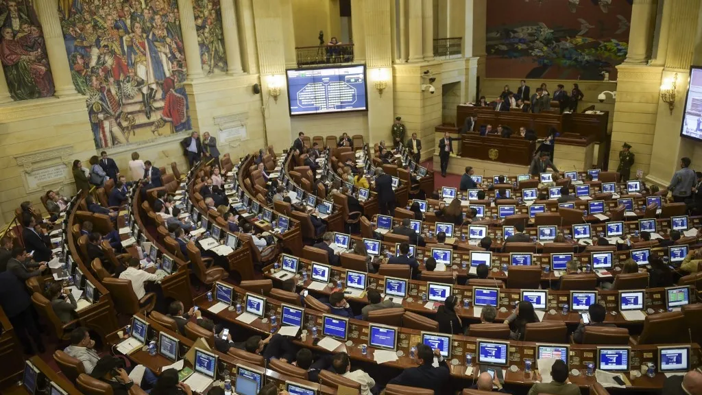 Desde el Congreso promueven la creación de 'Comisión de la Verdad por la Salud'