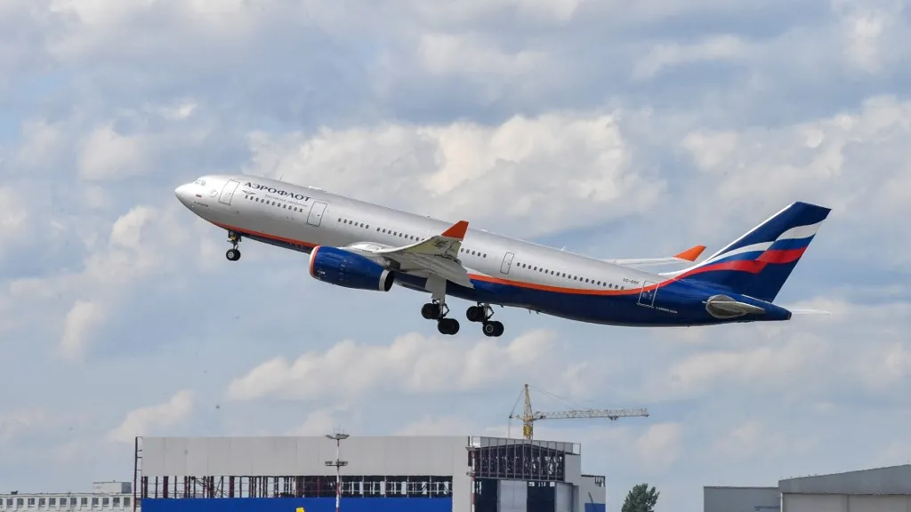 Guerra Ucrania y Rusia: Italia, Alemania y otros países cierran espacio aéreo a Rusia