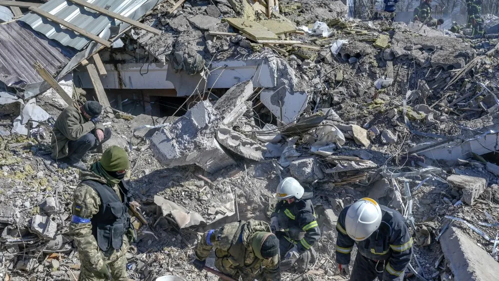 Invasión de Ucrania: 850 civiles muertos y 1.400 heridos