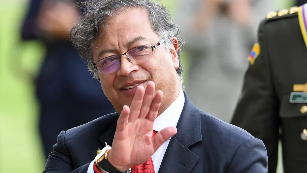 Gobierno respondió a moción en Perú que dedeclaró “persona no grata” a Petro