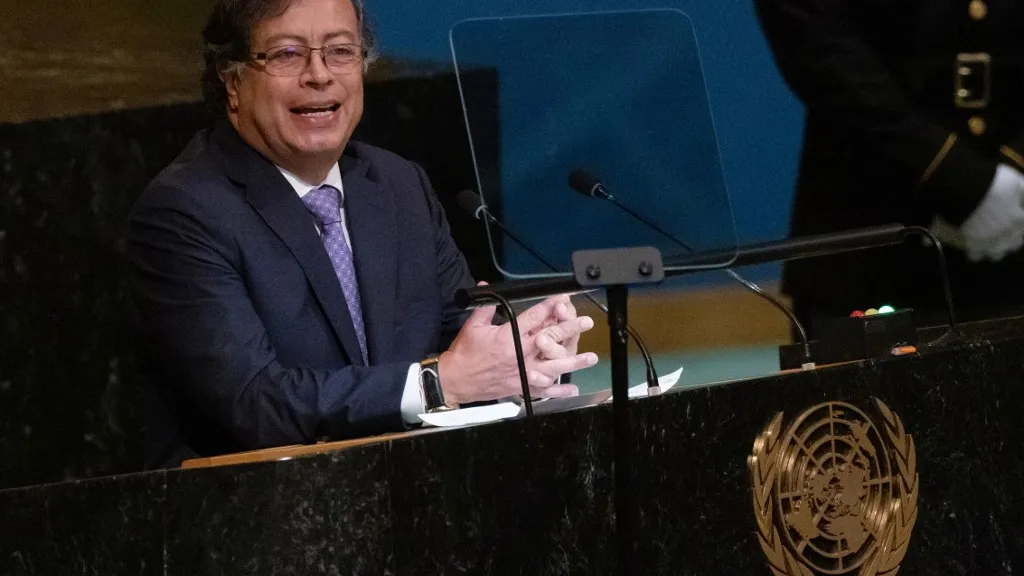 Presidente Petro verificará situación de San Andrés luego del paso del huracán Julia
