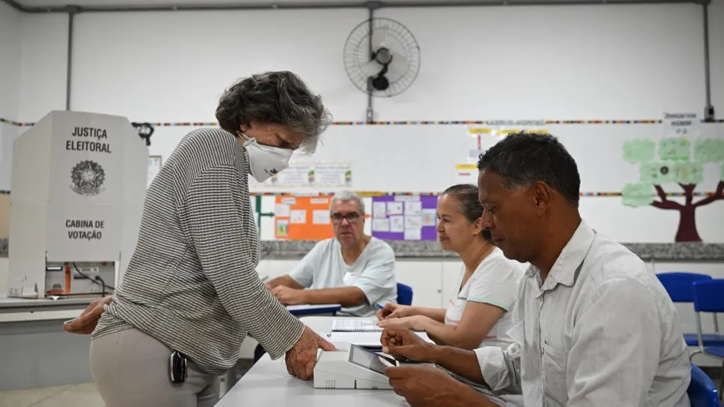 Elecciones en Brasil | cierre de los colegios electorales en primera vuelta
