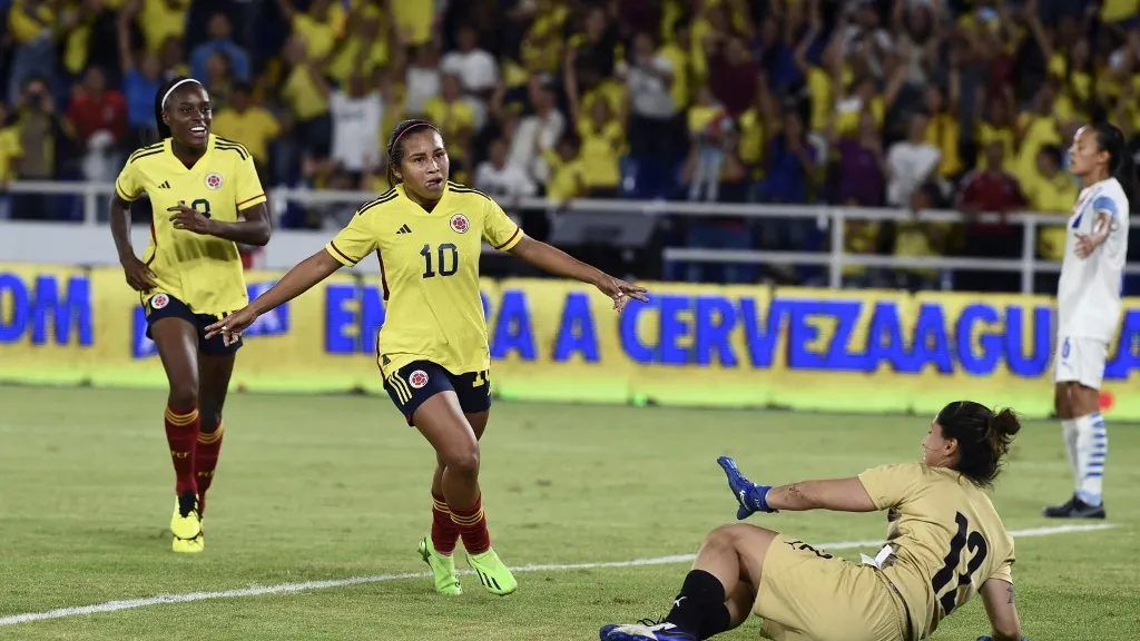 Leicy Santos, figura de la Selección Colombia femenina: inicios y cábalas