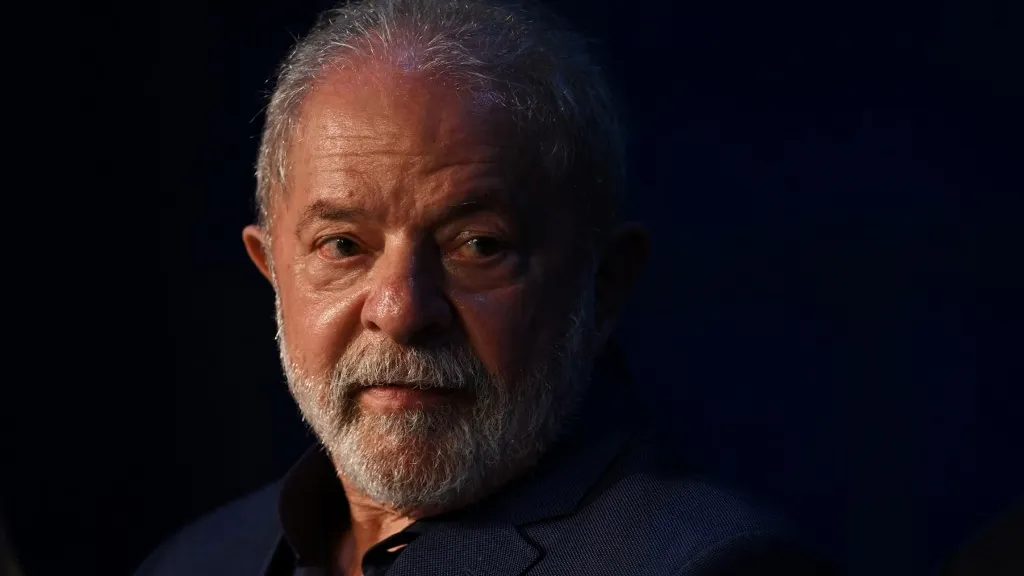 Luiz Inácio Lula da Silva se posesiona como presidente de Brasil