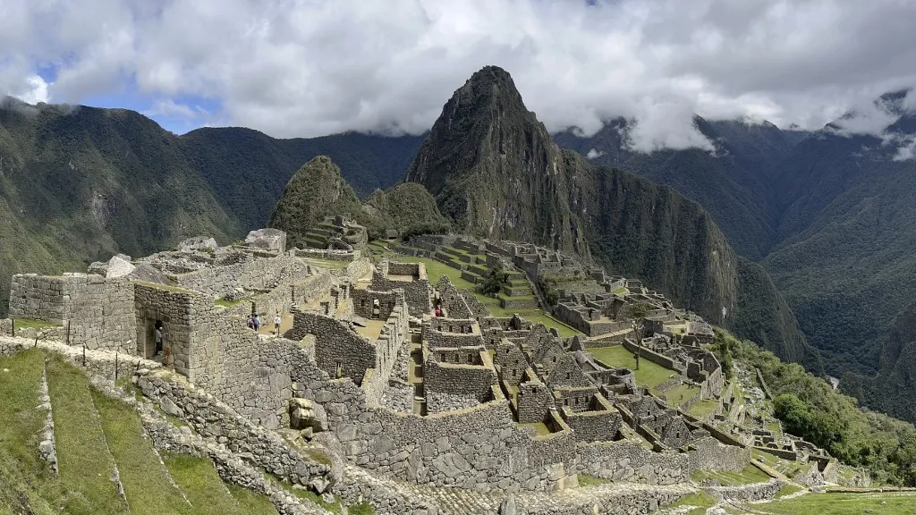 Reapertura de Machu Picchu tras protestas en Perú