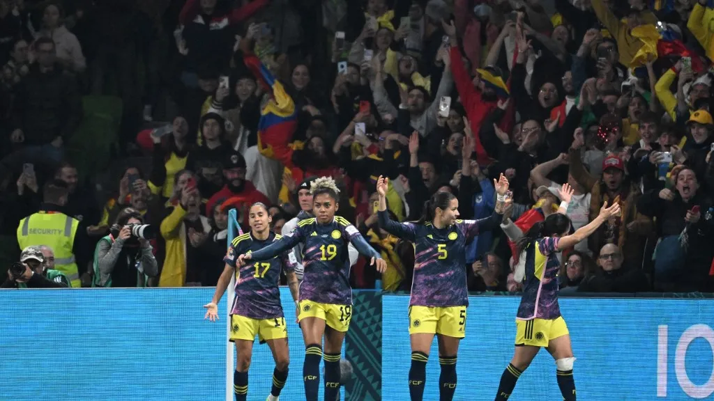 Colombia clasifica a cuartos de final del Mundial Femenino