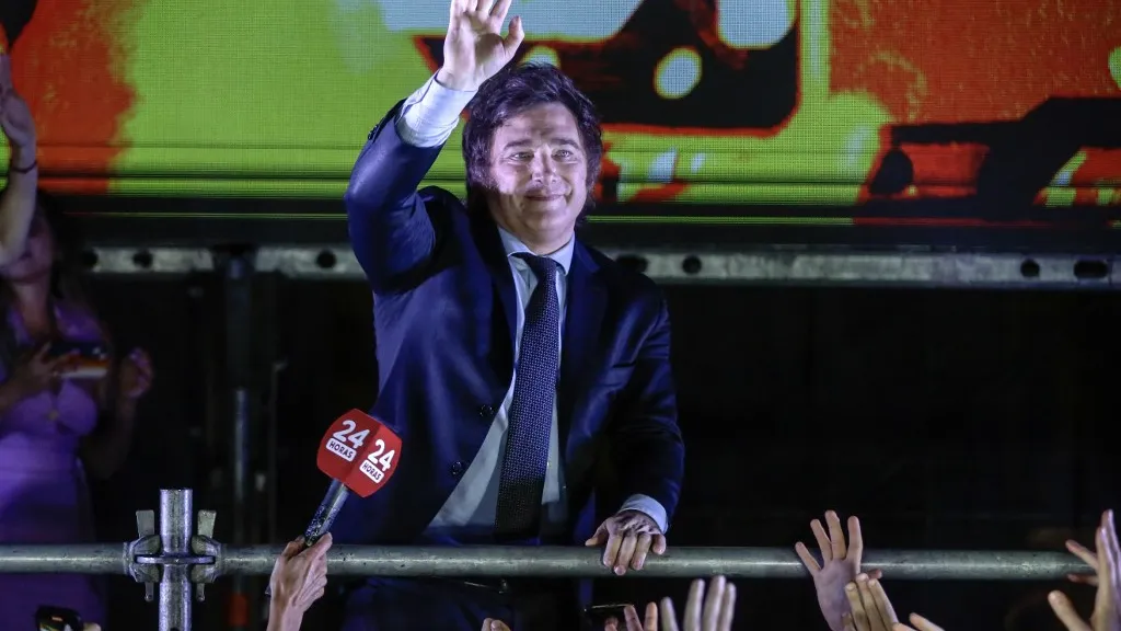 Esto dicen los expertos sobre la elección de Javier Milei como presidente de Argentina