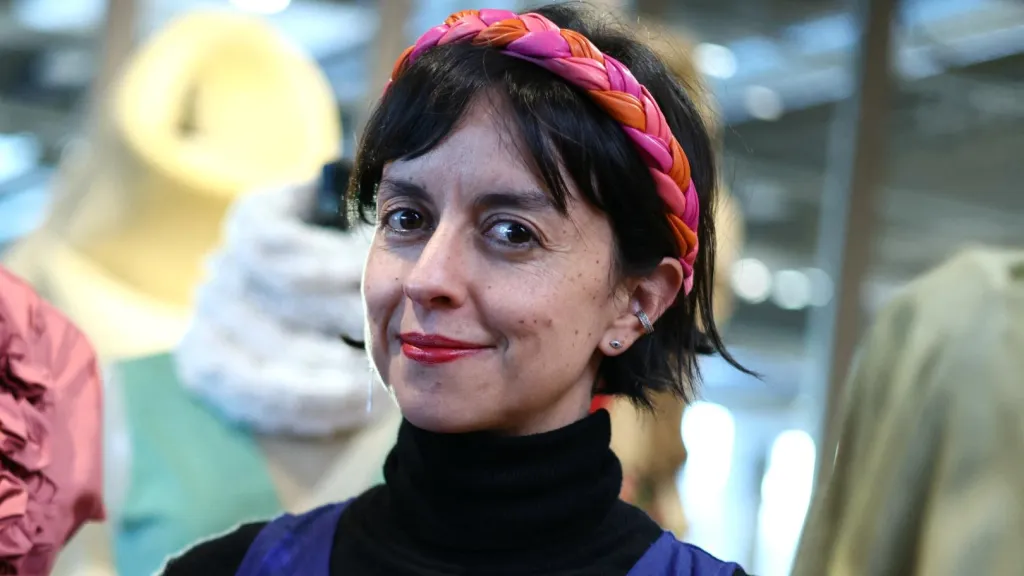 La diseñadora Laura Laurens promueve transformaciones sociales por medio de la moda