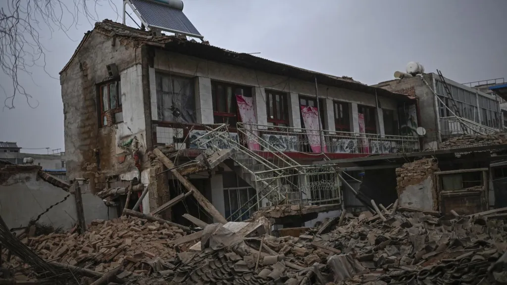 Terremoto en China: van más de 118 muertos y 400 heridos 