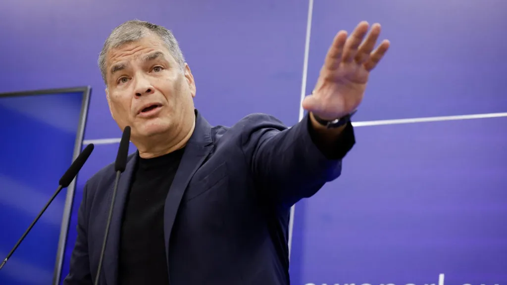 Rafael Correa: pide intervención a Gustavo Petro 