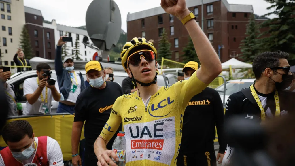 Tadej Pogacar ganó la etapa 19 del Tour de Francia
