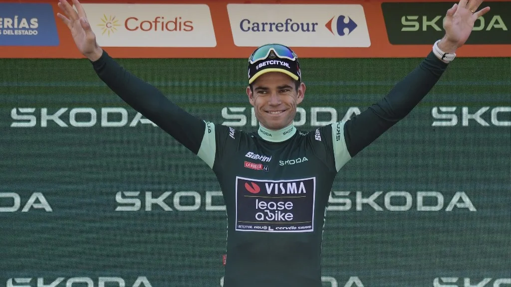 Van Aert gana de nuevo al esprint en la Vuelta, O'Connor sin apuros