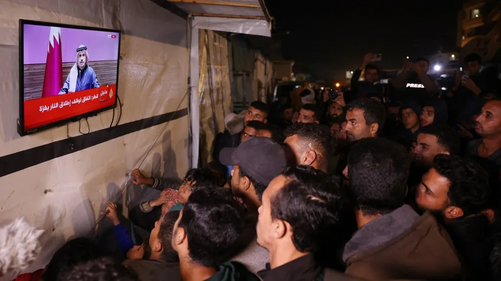 Palestinos celebran anuncio del cese al fuego entre Israel y Hamás en la Franja de Gaza