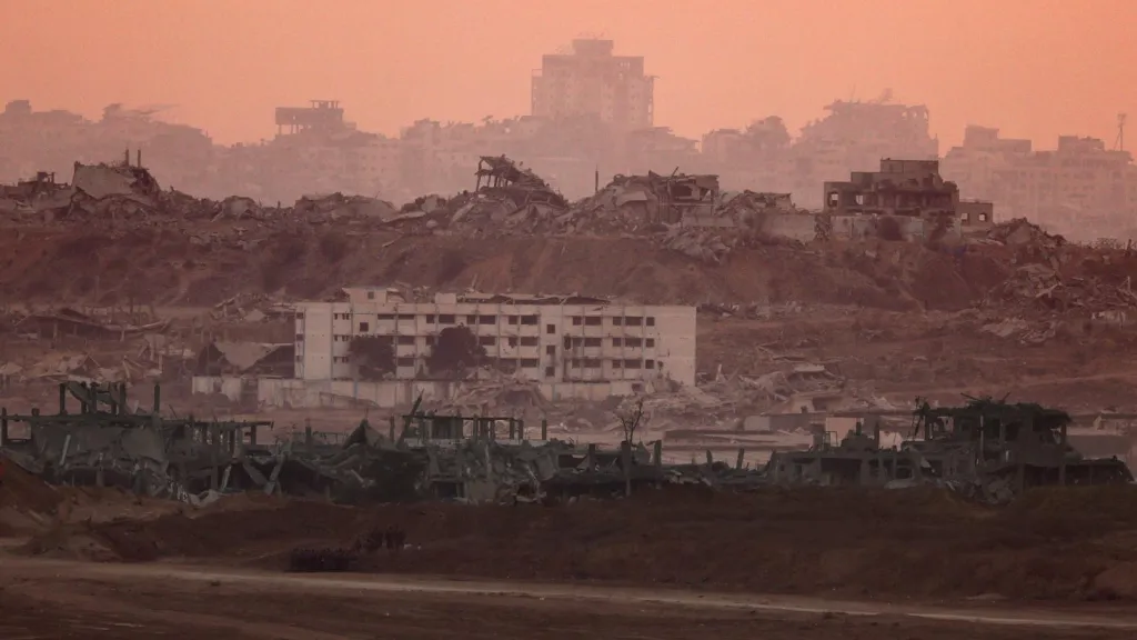 Mueren ocho niños frente a clínica en Gaza mientras esperaban ayuda humanitaria