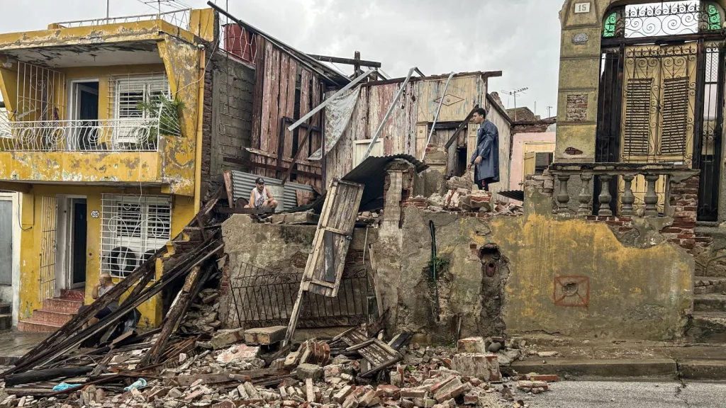 Huracán Melissa provoca daños e inundaciones en Cuba