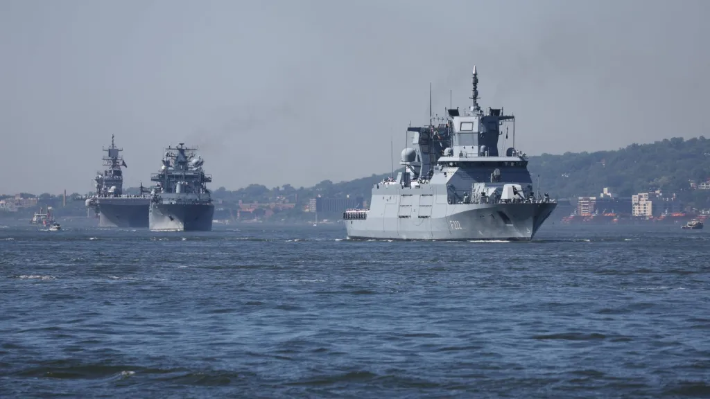 Venezuela dice que Estados Unidos está provocando acciones en el mar Caribe