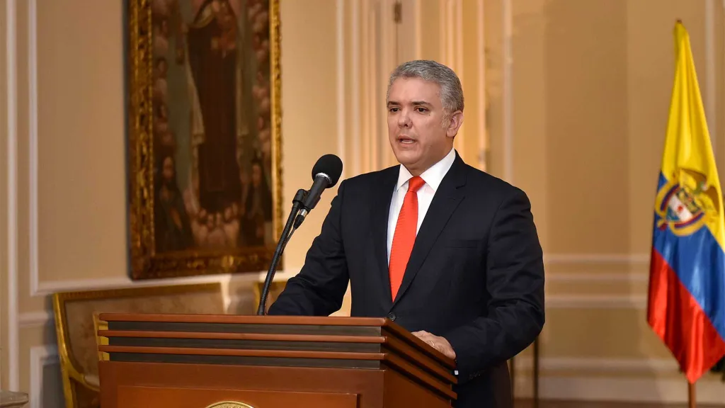 Gobierno responde a orden de arresto contra el presidente Duque