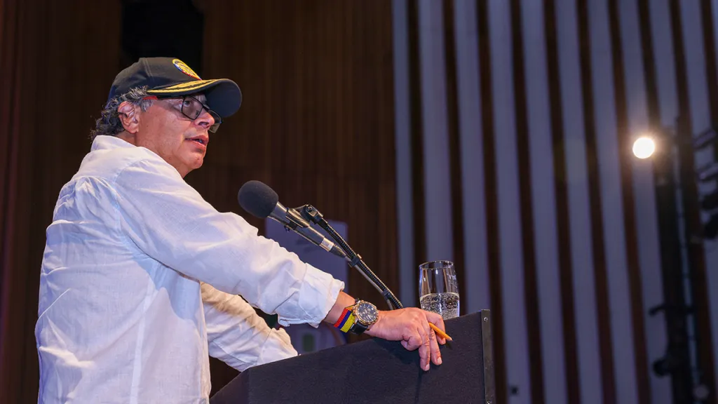 90 años del Liceo Francés de Bogotá: entrega Cruz de Boyacá 2024