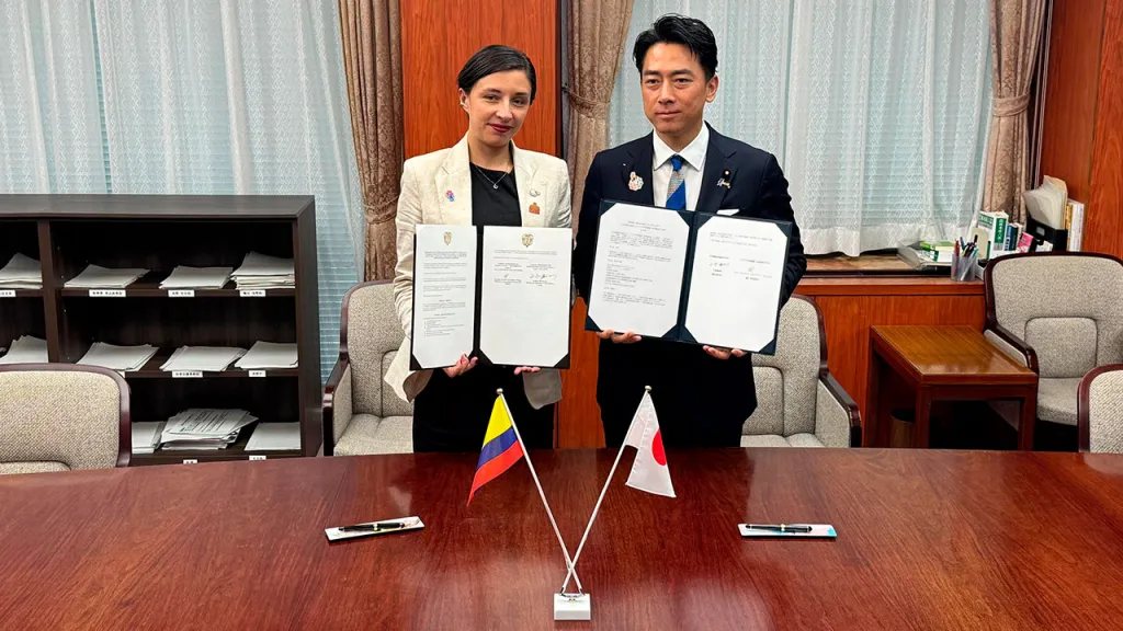 Colombia firma acuerdo de cooperación agrotecnología, comercio e inversión con Japón