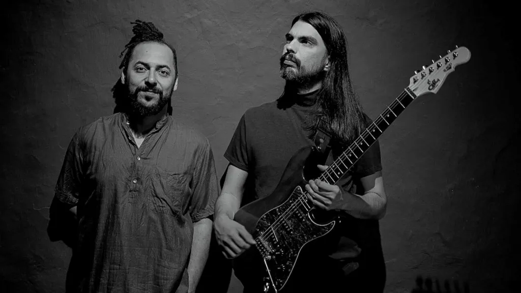 Música gratis: 'A veces', Espiral 7 feat. Katie James | Artistas colombianos