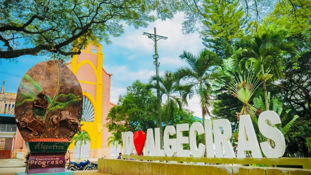 Algeciras, Huila: fundación, historia y personajes