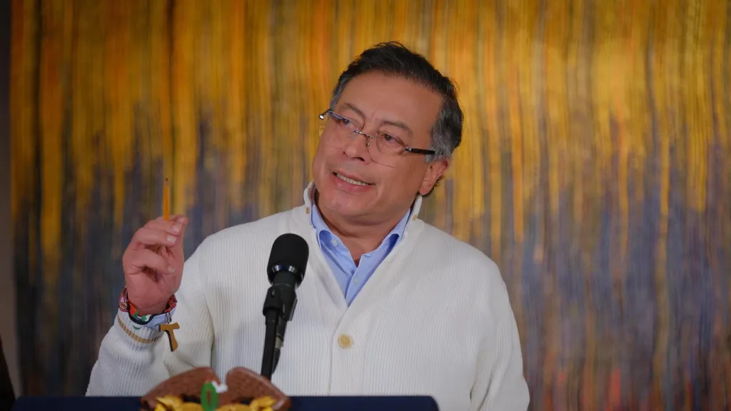 Petro rechaza injerencia de EE. UU. en caso Uribe y defiende independencia judicial