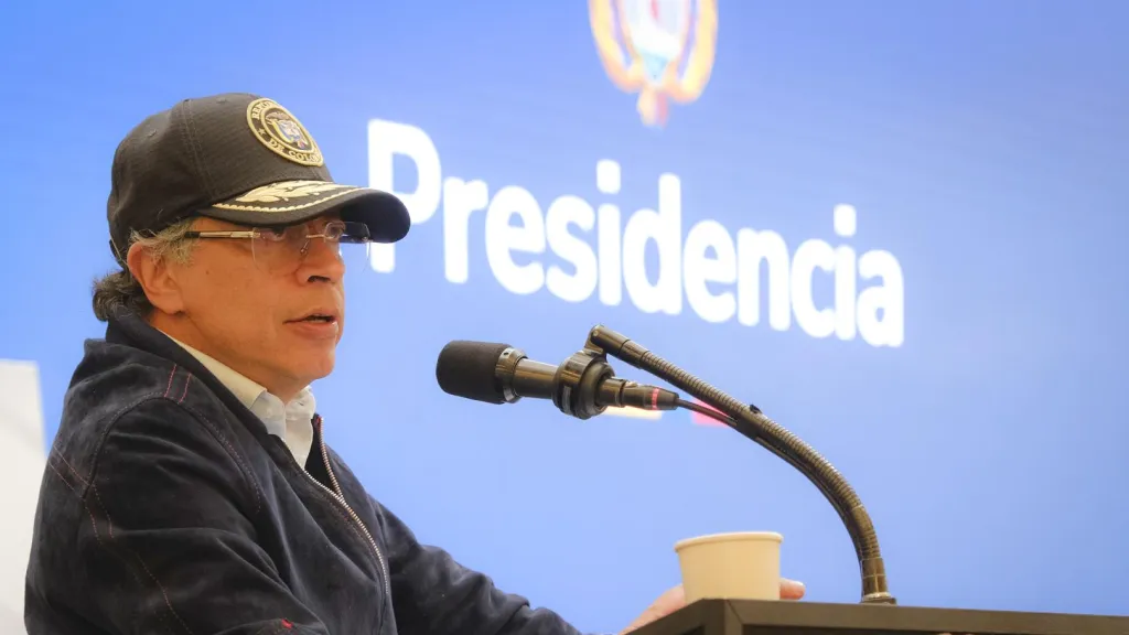 Petro se distancia del Comité de Cafeteros y pide industrializar el café colombiano