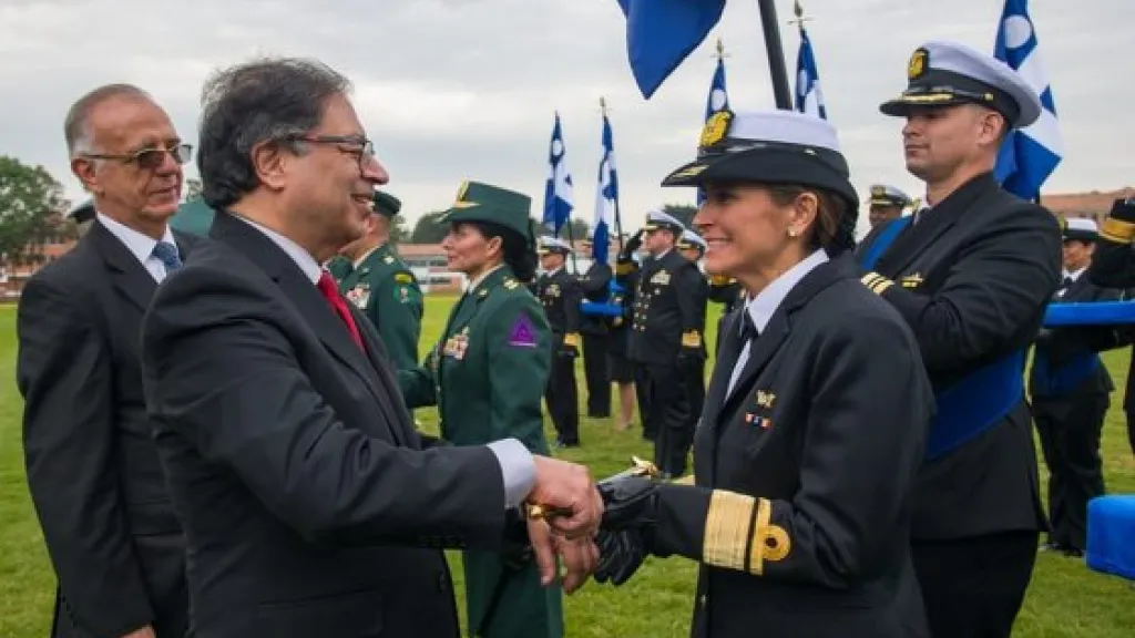 Beatriz Elena García, primera mujer contralmirante en la Armada de Colombia