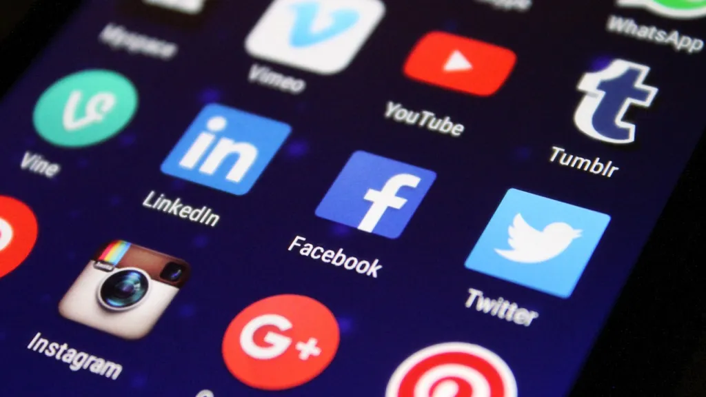 ¿Cómo y dónde se informan los usuarios en la era digital?