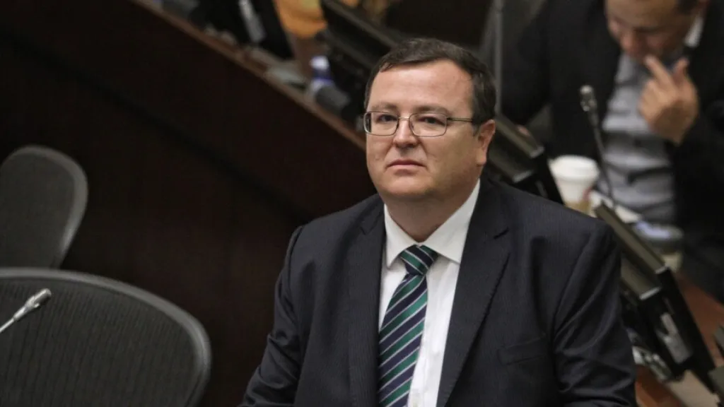 Abren investigación por amenazas a magistrados de la JEP