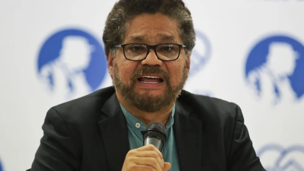 Iván Márquez | El jefe disidente buscaba salir de Venezuela, según Mindefensa