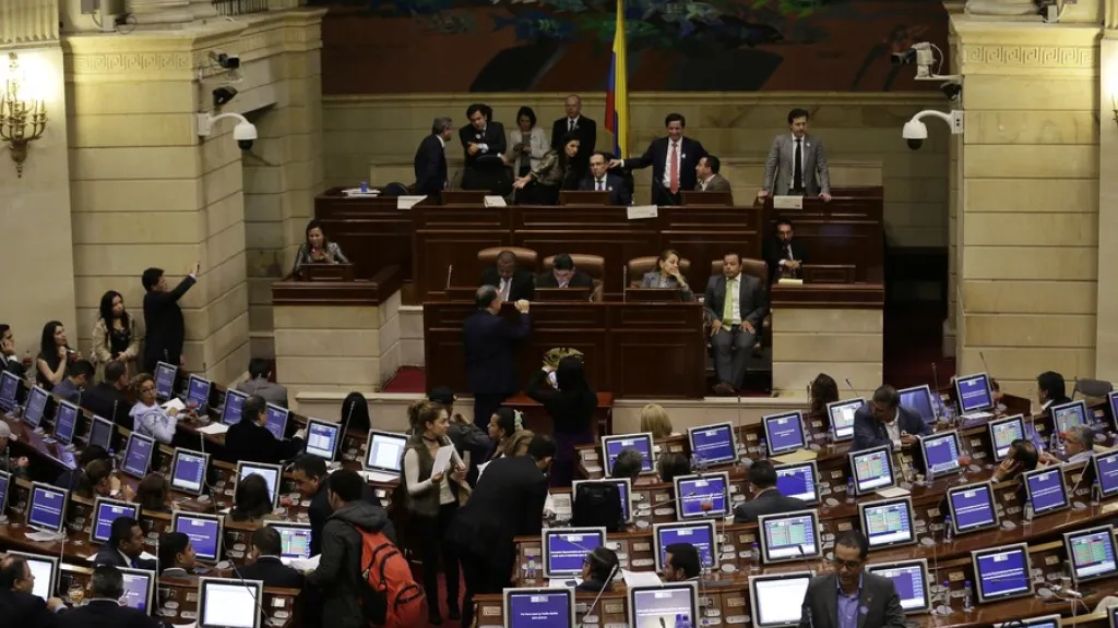 Derecho de petición: piden restablecer plazos