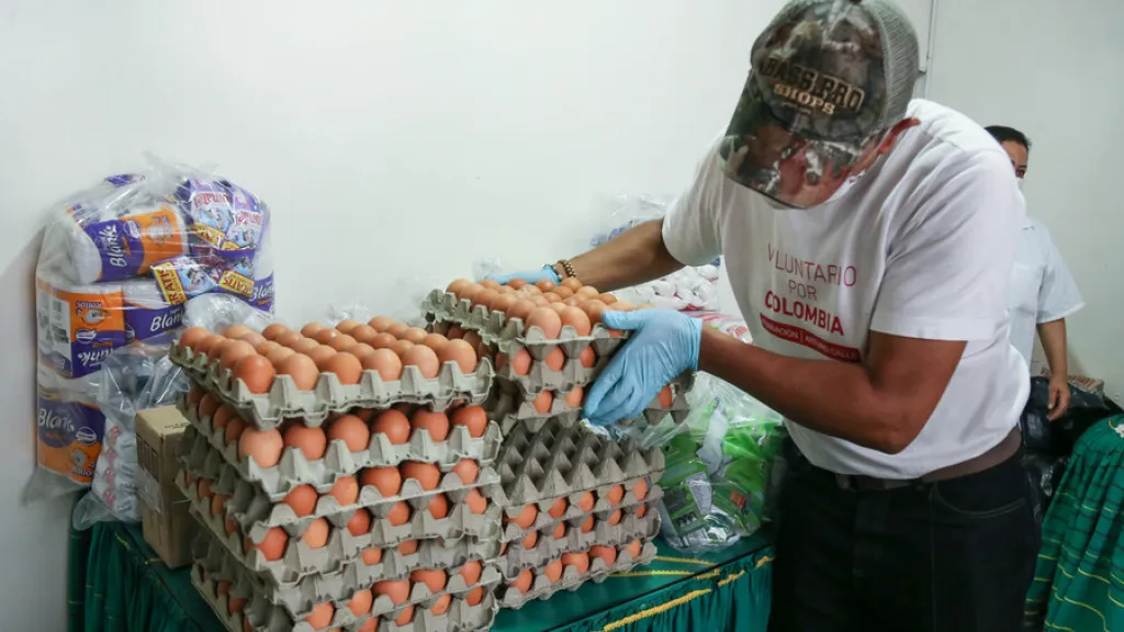 Bonos de alimentos en Bogotá 2023: requisitos y cómo reclamarlos