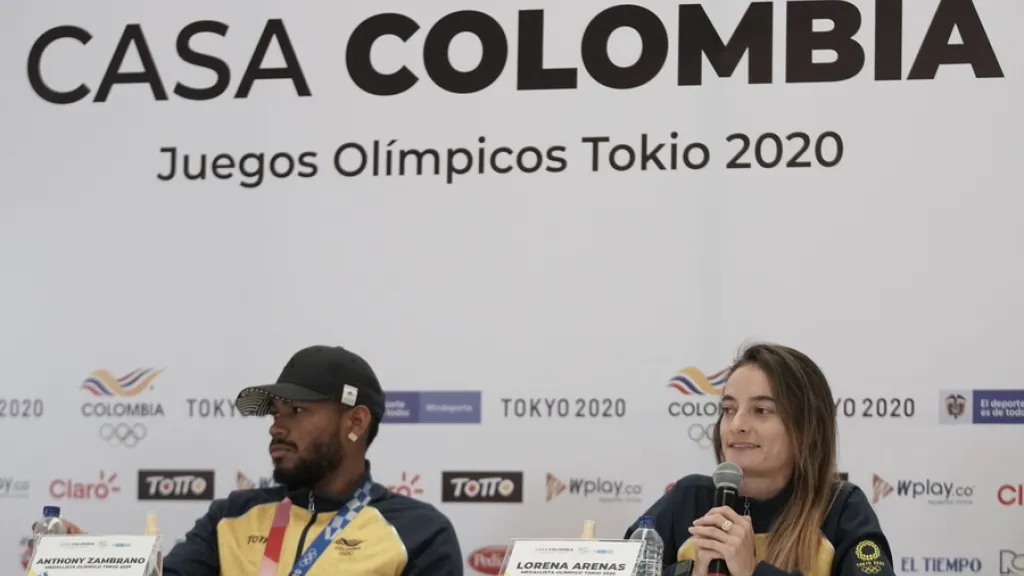 Anthony Zambrano y Lorena Arenas 
