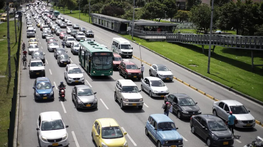 Protestas en Bogotá por el nuevo pico y placa | 10 de enero