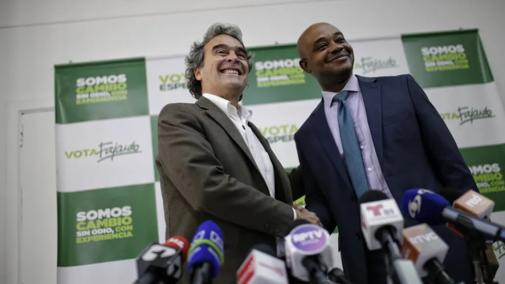 ¿Luis Gilberto Murillo estaría inhabilitado para estar en la campaña de Fajardo?