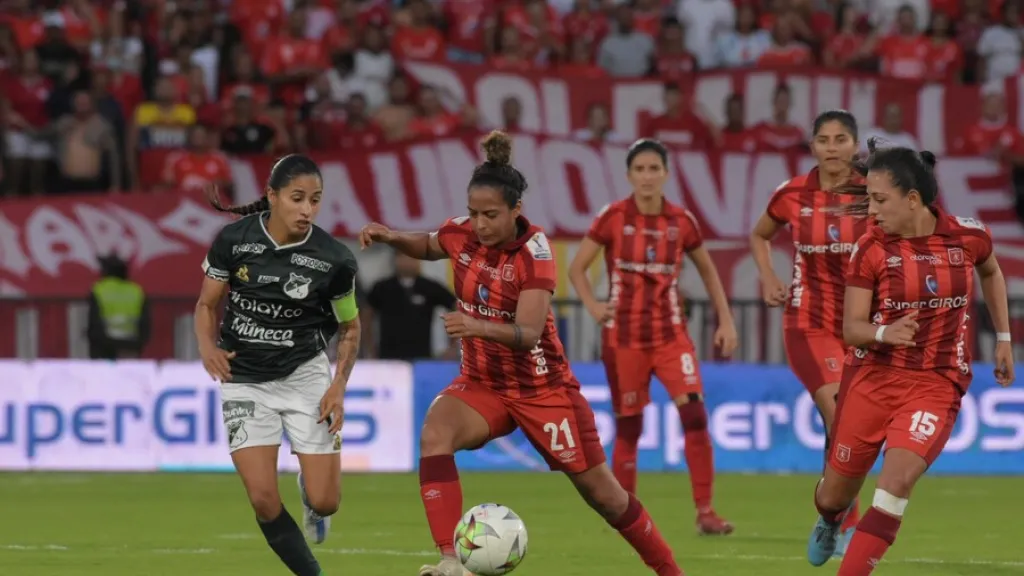 Colombia no tendrá liga femenina de fútbol en el segundo semestre