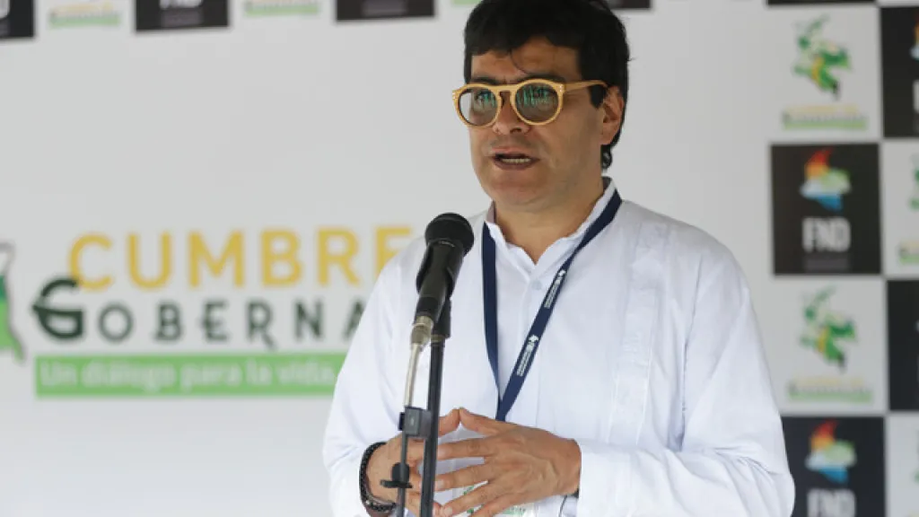 Iglesia católica acompañará permanentemente el proceso de paz con Eln