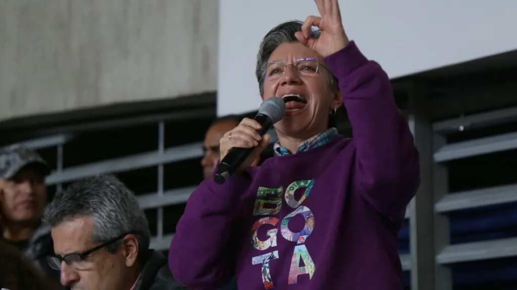 ¿Por qué abren indagación contra Claudia López? Hacinamiento carcelario