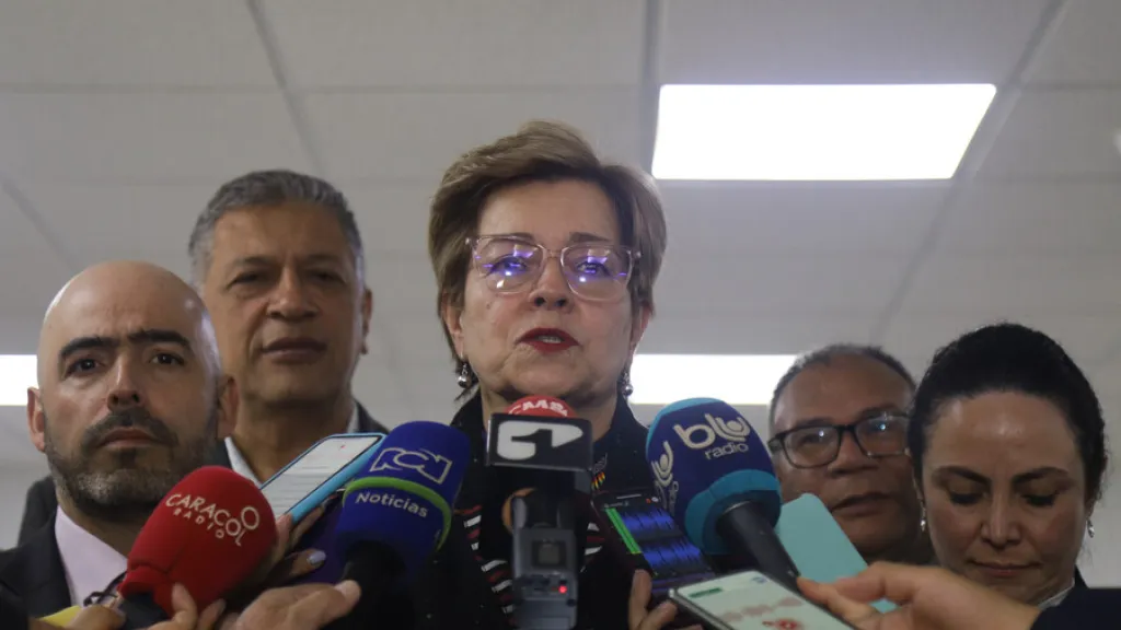 Gobierno firmó decreto de incremento del 16% al salario mínimo