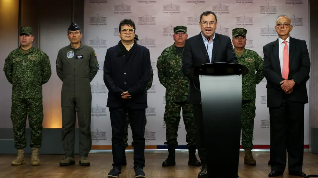 Gobierno suspende decreto de cese bilateral al fuego con Eln 