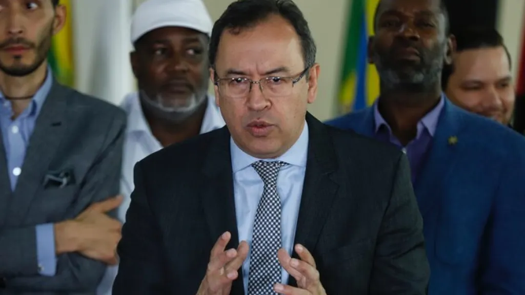 Gobierno buscará soluciones para el sector minero en el Bajo Cauca