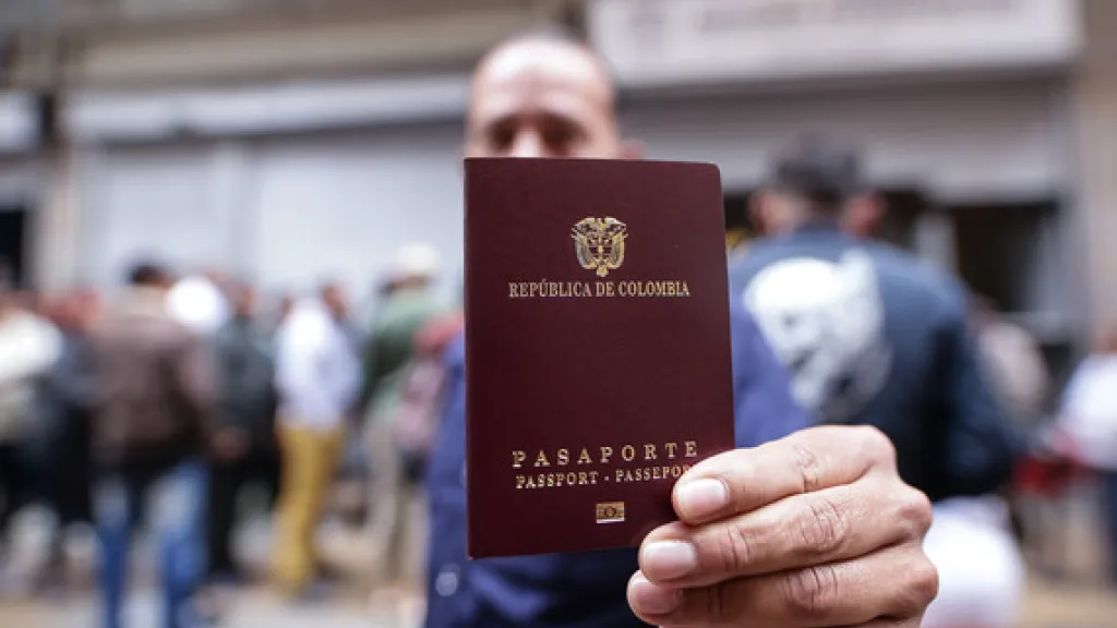  fecha para recibir las cotizaciones sobre el costo de la producción de pasaportes