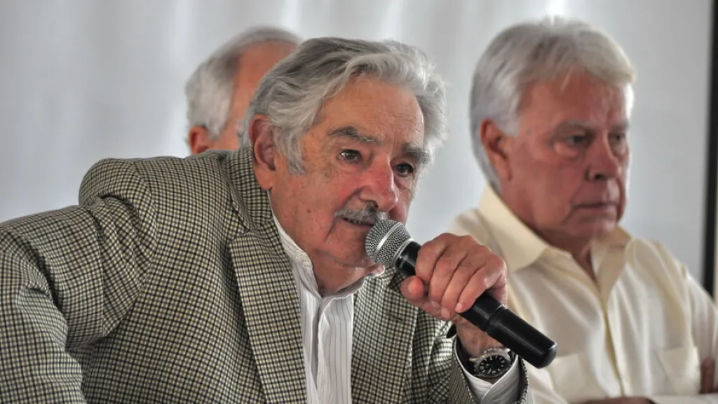 ‘Pepe’ Mujica pide a los colombianos apoyar a Petro