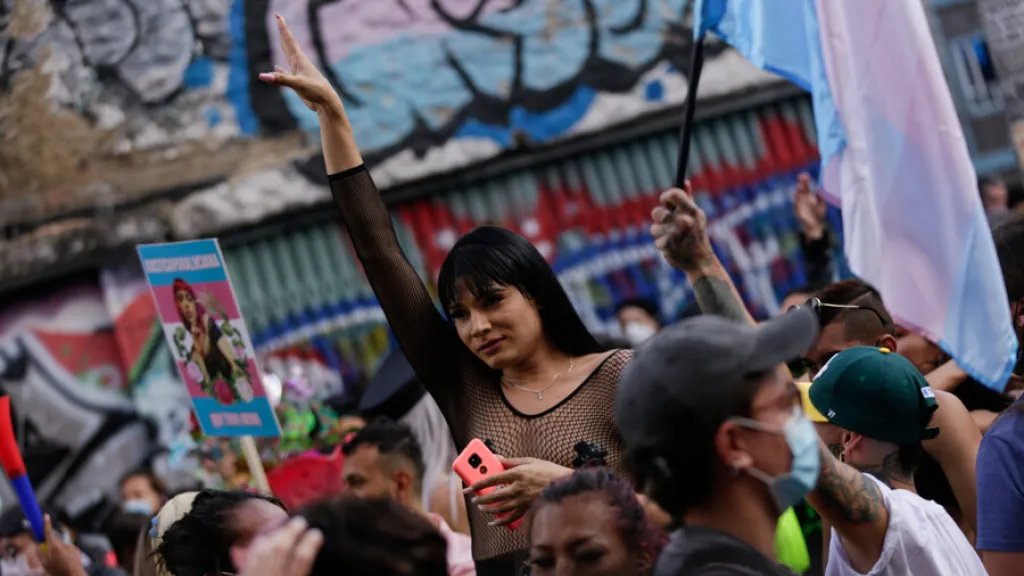 Mujeres y hombres trans en Colombia: panorama de la atención en salud 