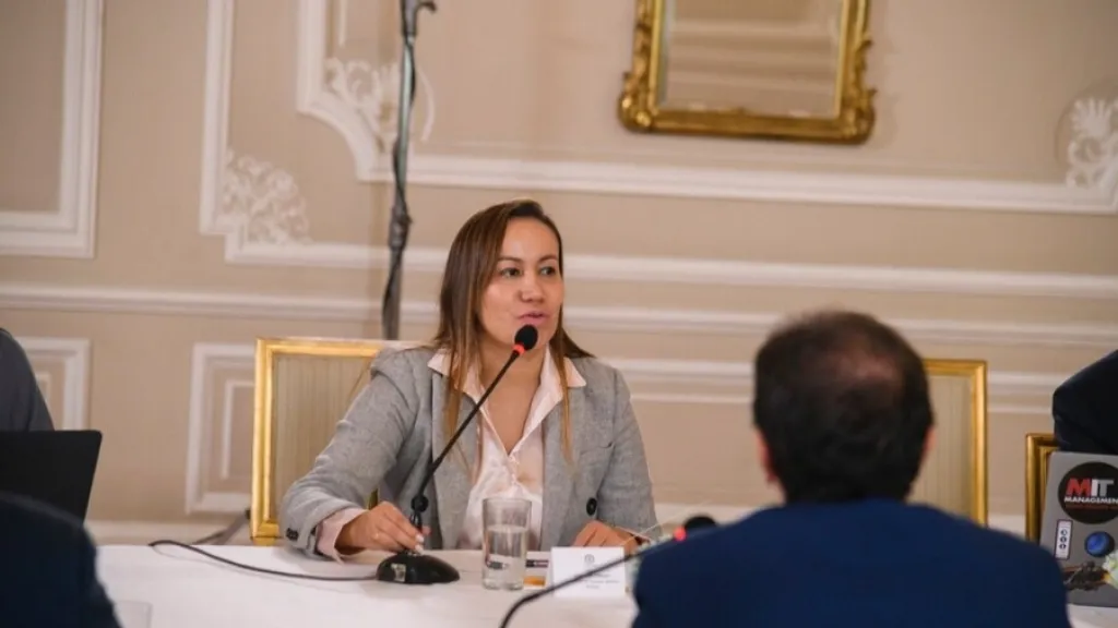 Ministra de Salud de Petro Carolina Corcho | gremios de la salud