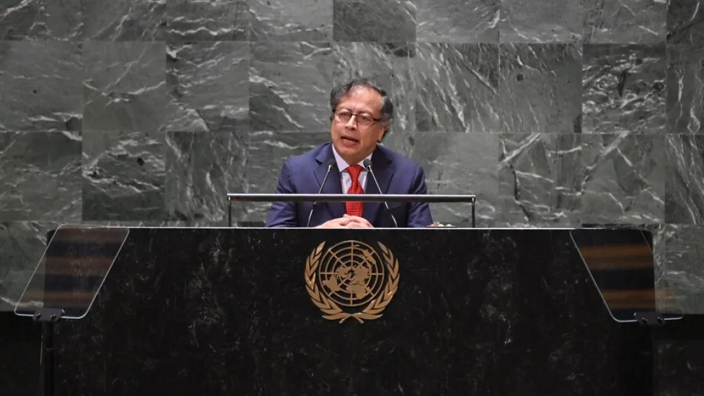 Petro propuso rehacer la Carta Democrática de la OEA 
